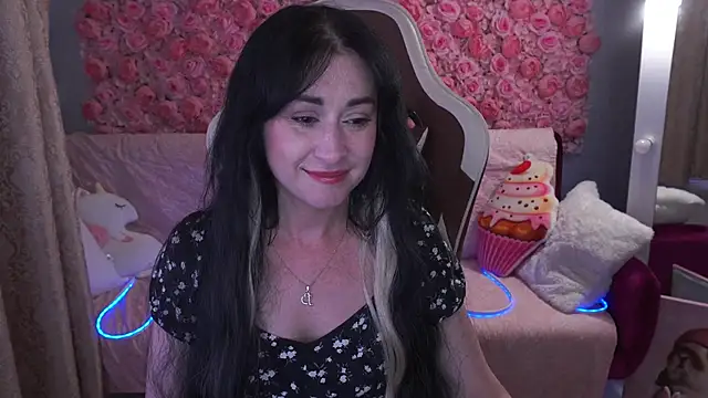 CarolinaaFoxyyy online show from 05/24/26, 06:57