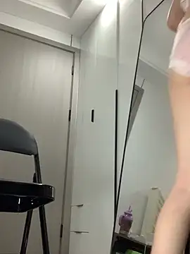 hoho-is online show from 03/24/26, 01:38