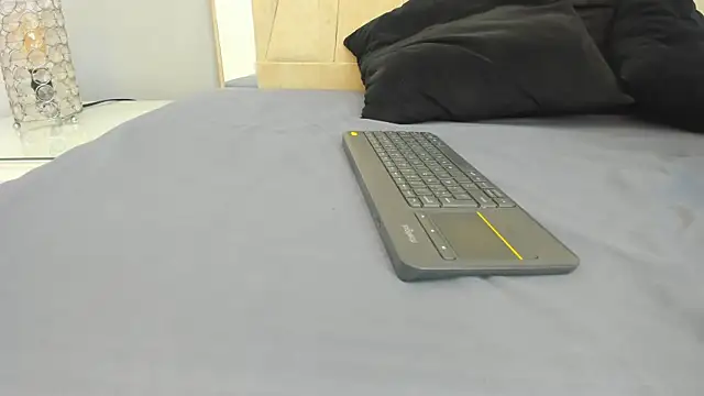 Ashton  Montana online show from 11/24/25, 07:57