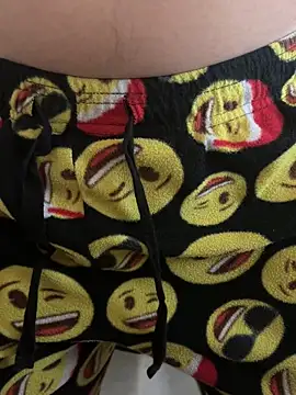 christophecamzzl online show from 11/12/25, 09:10