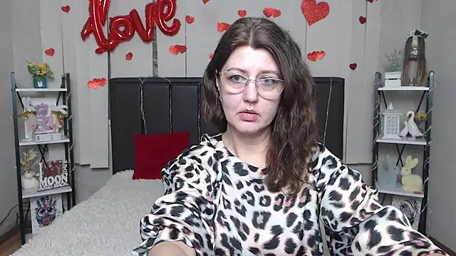 RoseHille online show from 03/24/26, 06:13