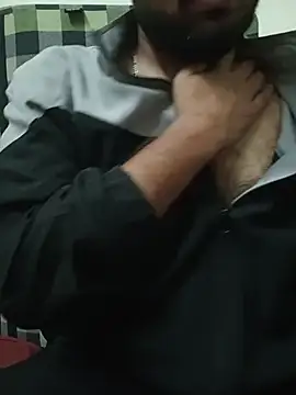 Snapshot of MrToxxic chatting on 11/15/25, 05:53 MrToxxic online show from 11/15/25, 05:53