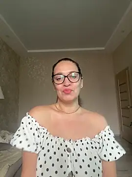 Milana8263 online show from 02/15/26, 08:24