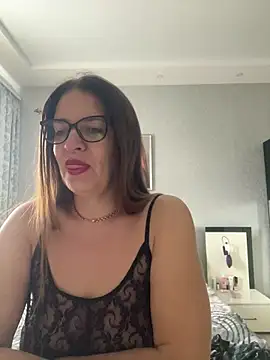 Milana8263 online show from 04/11/26, 06:18