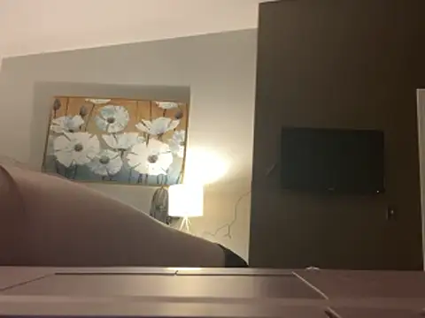 Kayluvs88 online show from 04/21/26, 01:42