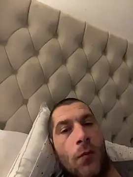 Kinkycouple142 online show from 02/01/26, 09:02