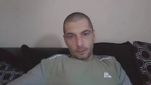 Kinkycouple142 online show from 05/19/26, 05:30