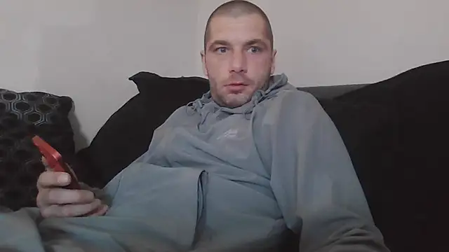 Kinkycouple142 online show from 05/20/26, 06:25