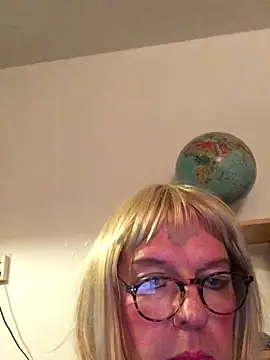 simone xdressing online show from 12/22/24, 12:50