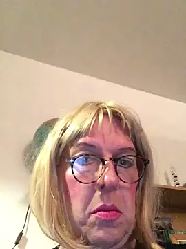 simone xdressing online show from 01/19/25, 12:49