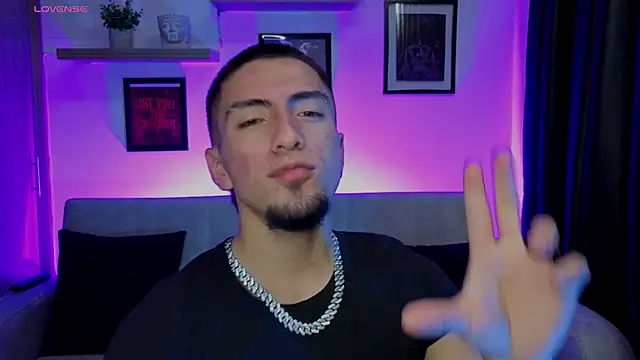 AresMassimoX online show from 11/13/25, 03:16