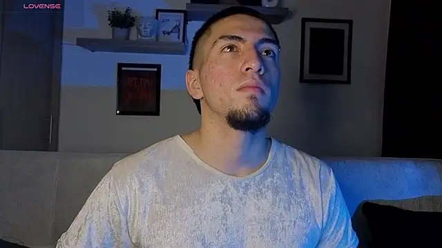 AresMassimoX online show from 11/20/25, 01:28