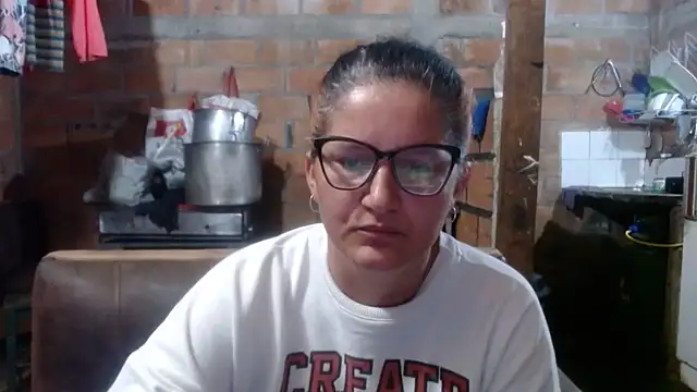 Snapshot of Sra_Angelina chatting on 05/03/26, 03:34 Sra Angelina online show from 05/03/26, 03:34
