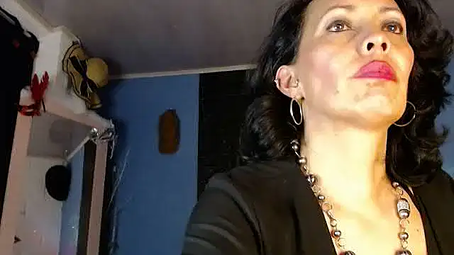 Snapshot of Jhanne_Cherry_ chatting on 04/30/26, 05:03 Jhanne Cherry online show from 04/30/26, 05:03