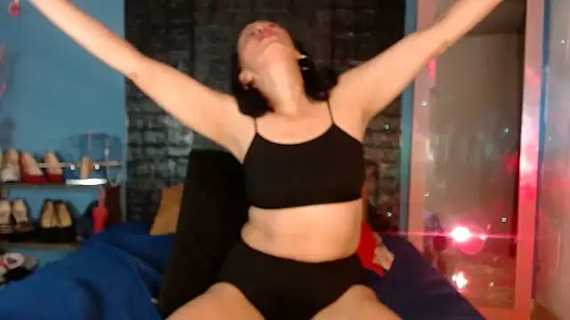 Snapshot of Jhanne_Cherry_ chatting on 07/10/26, 03:22 Jhanne Cherry online show from 07/10/26, 03:22