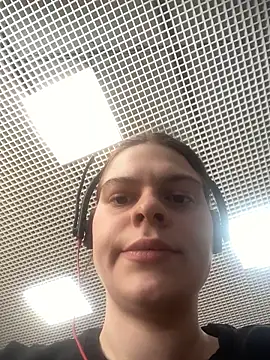 Dona Mafia online show from 04/15/26, 07:26