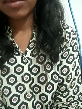 Snapshot of pankaj34643 chatting on 11/15/25, 03:30 pankaj34643 online show from 11/15/25, 03:30