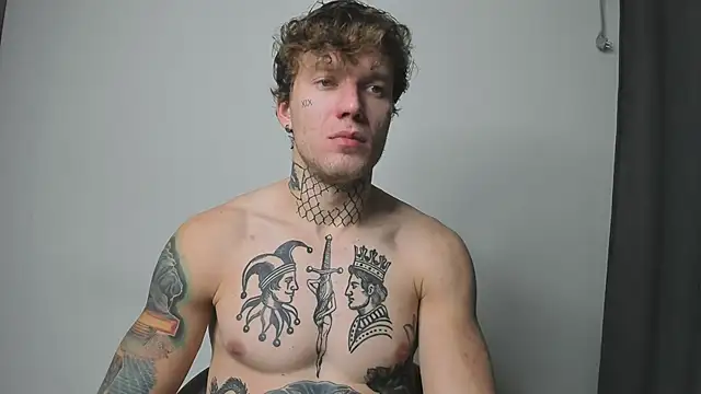 Huntall77 online show from 11/15/25, 06:48