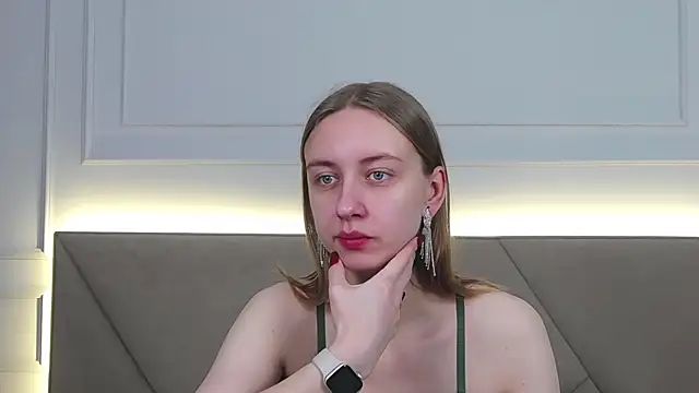 RachaelCute online show from 11/25/25, 04:23