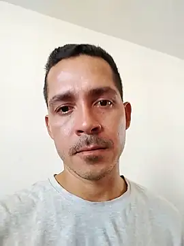 Damian-liam online show from 11/11/25, 04:51