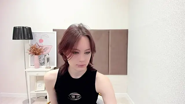 Annie Way online show from 11/23/25, 04:34