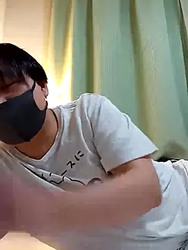 yu-yu28 online show from 04/20/26, 05:37