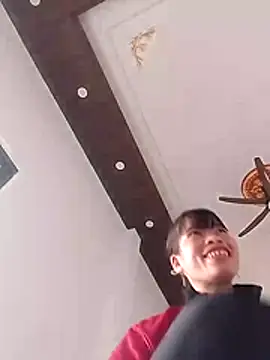 Nhi-2k online show from 11/10/25, 08:13