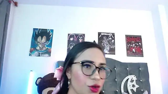 lunabritton1 online show from 03/16/26, 01:11