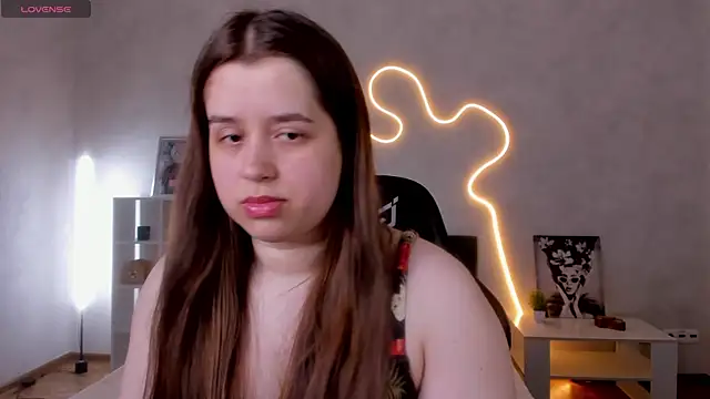 Snapshot of shadowfray chatting on 11/12/25, 01:50 shadowfray online show from 11/12/25, 01:50