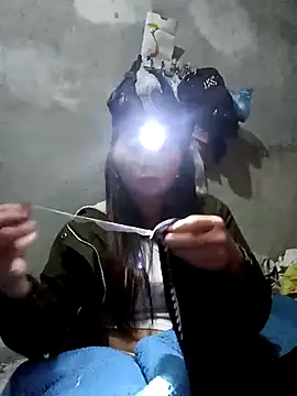 vangkt-cute online show from 11/24/25, 03:12