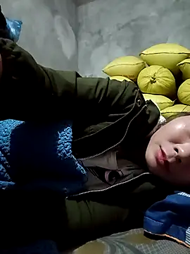 vangkt-cute online show from 11/26/25, 12:17