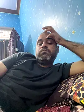 arjunforyou4 online show from 11/25/25, 11:32