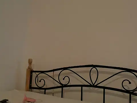 MissyDior8 online show from 11/28/25, 05:54