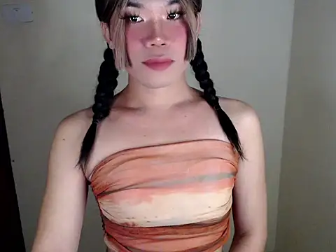 Snapshot of dazzlingcarol chatting on 02/23/26, 10:45 dazzlingcarol online show from 02/23/26, 10:45