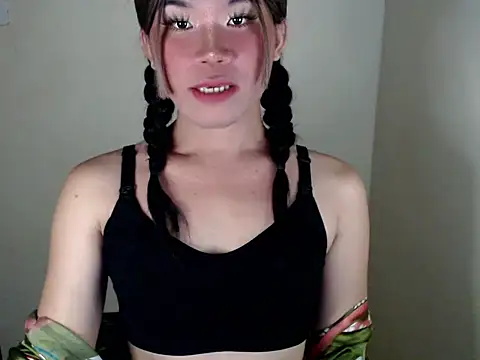 Snapshot of dazzlingcarol chatting on 03/19/26, 11:14 dazzlingcarol online show from 03/19/26, 11:14
