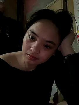 pinayyours18 online show from 11/19/25, 01:27