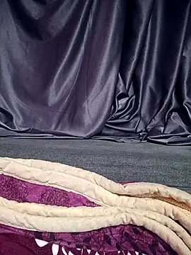 MiHeni online show from 04/06/26, 03:57