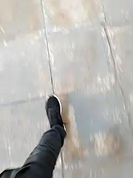 Unknown18cmxh online show from 12/18/25, 08:42