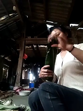 Snapshot of mi_ka_mi chatting on 03/02/26, 07:48 mi ka mi online show from 03/02/26, 07:48