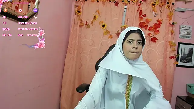 NaylaAbadi online show from 11/22/25, 12:26