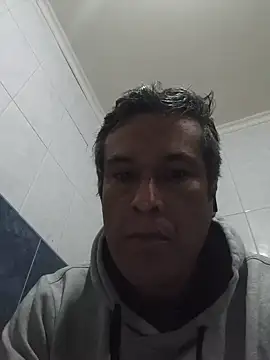 Snapshot of Riki121274 chatting on 08/05/26, 02:58 Riki121274 online show from 08/05/26, 02:58