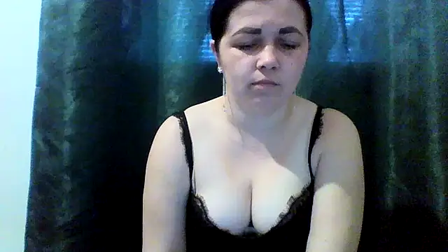 Vitalina282128 online show from 04/25/26, 01:41