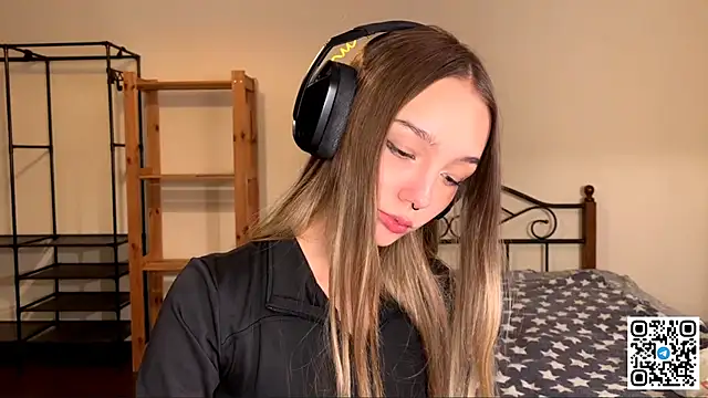 HoaPatton online show from 11/21/25, 11:09