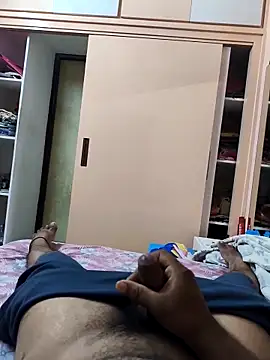 Snapshot of krishnaclip chatting on 11/12/25, 11:58 krishnaclip online show from 11/12/25, 11:58