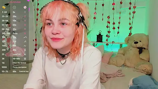 Awawrin online show from 11/30/25, 08:57