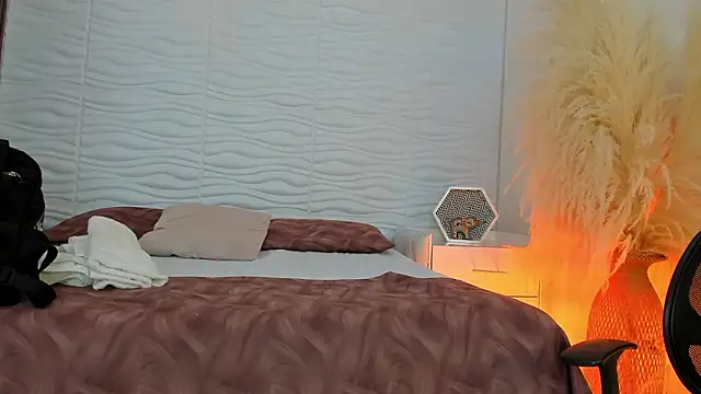 lilithDraven  online show from 03/19/26, 04:16