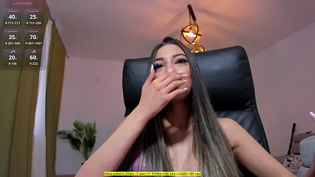foxx giirl online show from 07/09/26, 04:49