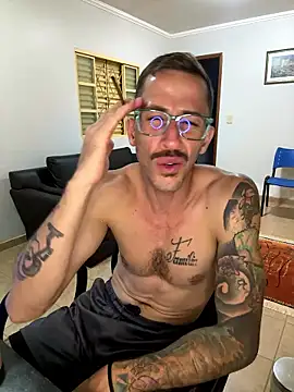 Lucasjandre online show from 01/10/26, 12:23