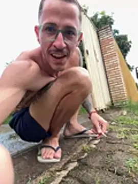 Lucasjandre online show from 02/12/26, 08:48