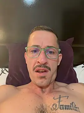 Lucasjandre online show from 06/24/26, 08:19